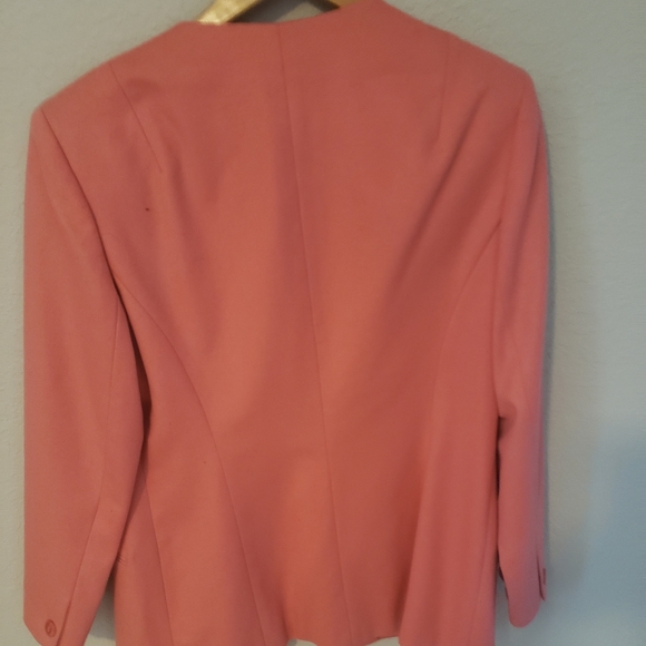 Anne Klein - Picture 2 of 6